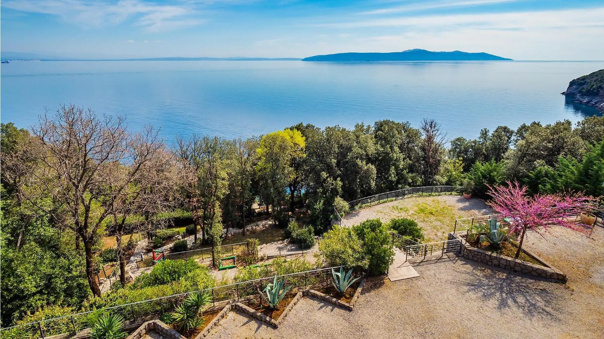 Stunning Apartment In Moscenicka Draga With Wifi